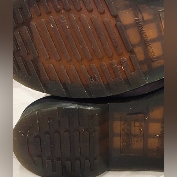 Intentionally Distressed, Like New Dr. Martens White Leather Docs Grunge Boots. - Picture 10 of 11